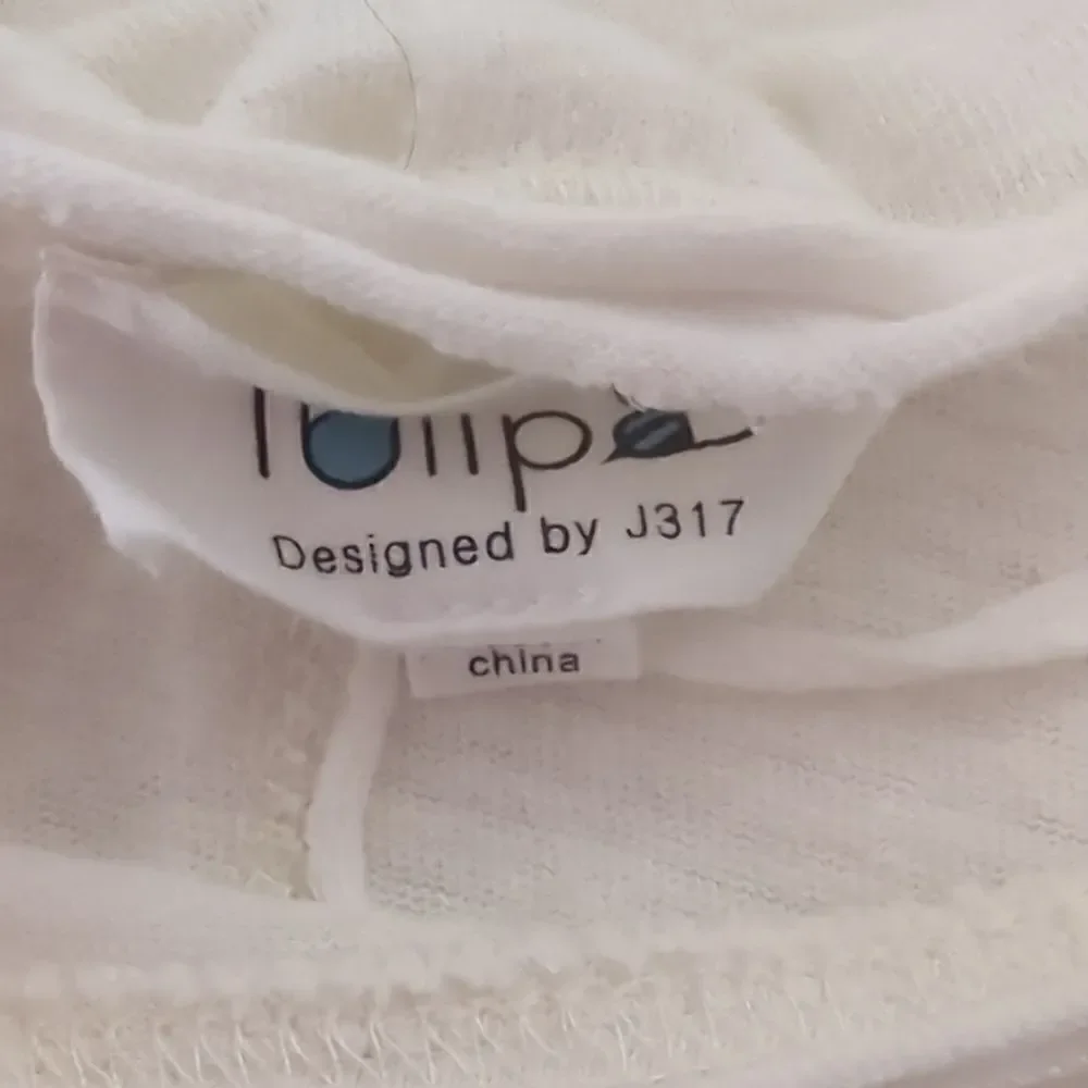 Tulip B White Short Sleeve Cropped Shirt
